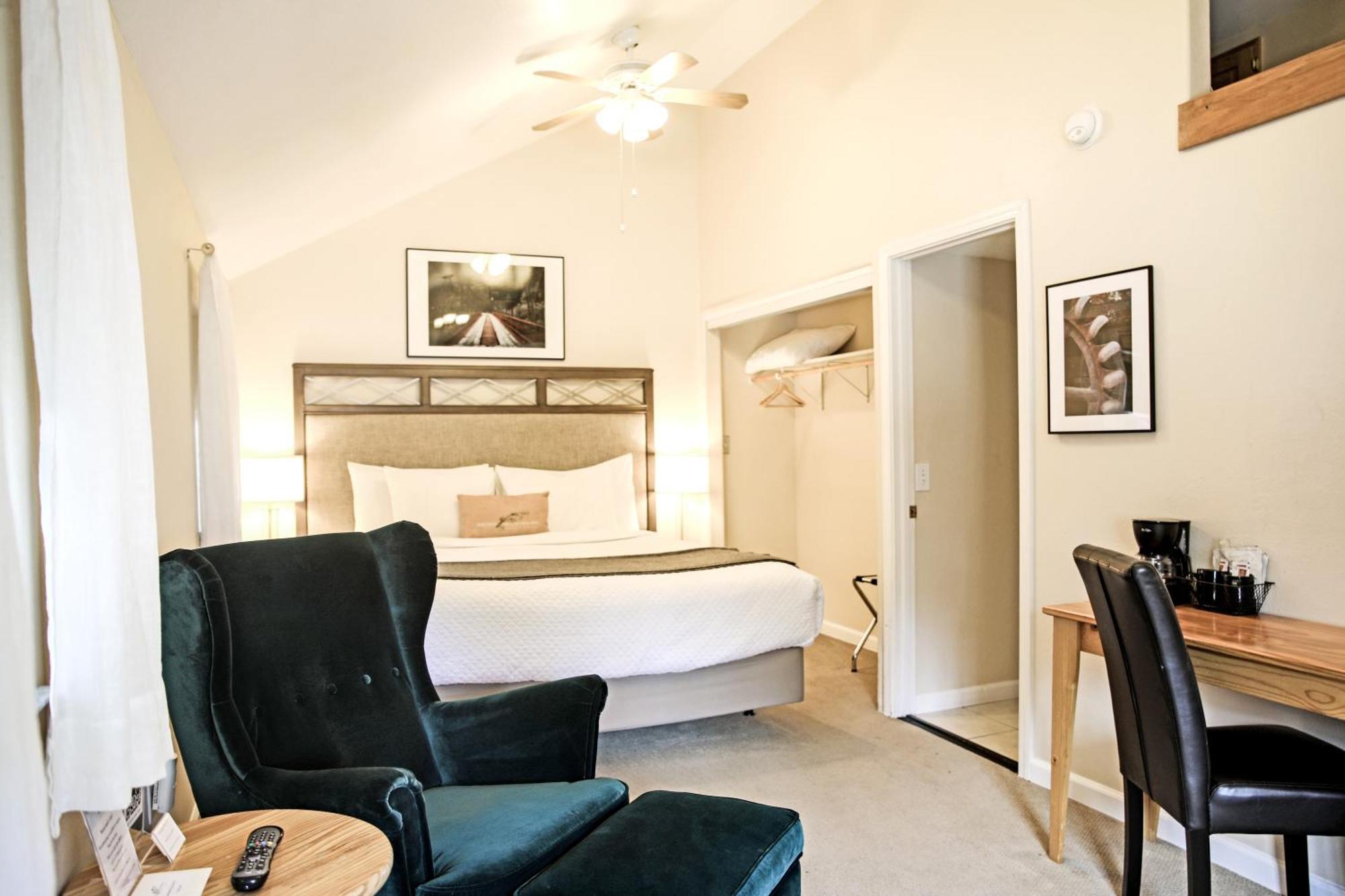 Inn Sierra Mountain Grass Valley
